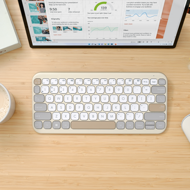ASUS Marshmallow Keyboard KW100_Scenario Photo_Oat Milk_04